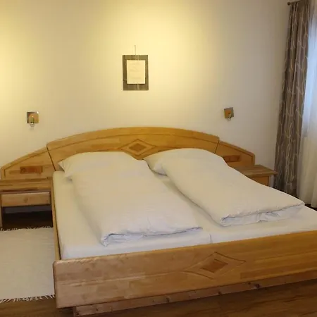 Apartment Haus Gosta *