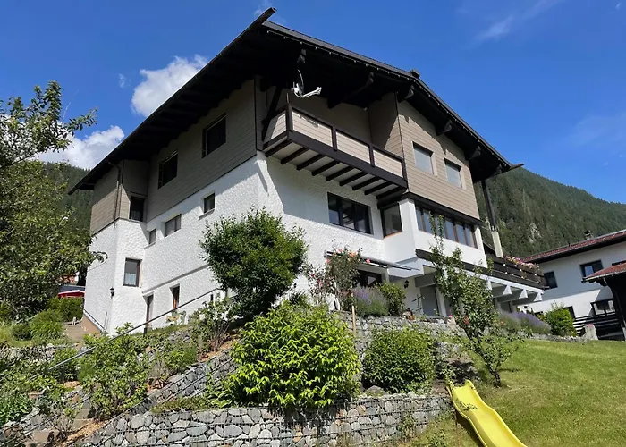 Haus Gosta Apartment